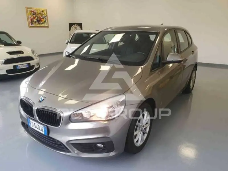 2020 BMW 218
