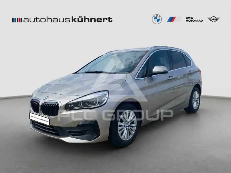 2020 BMW 218