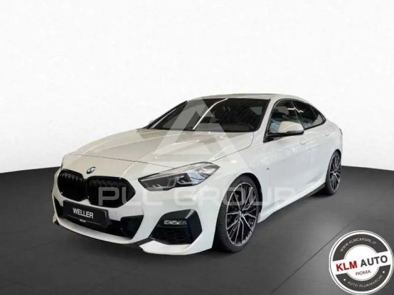 2020 BMW 218