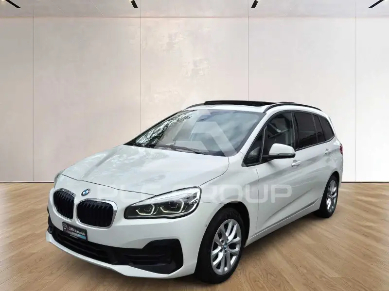 2020 BMW 218