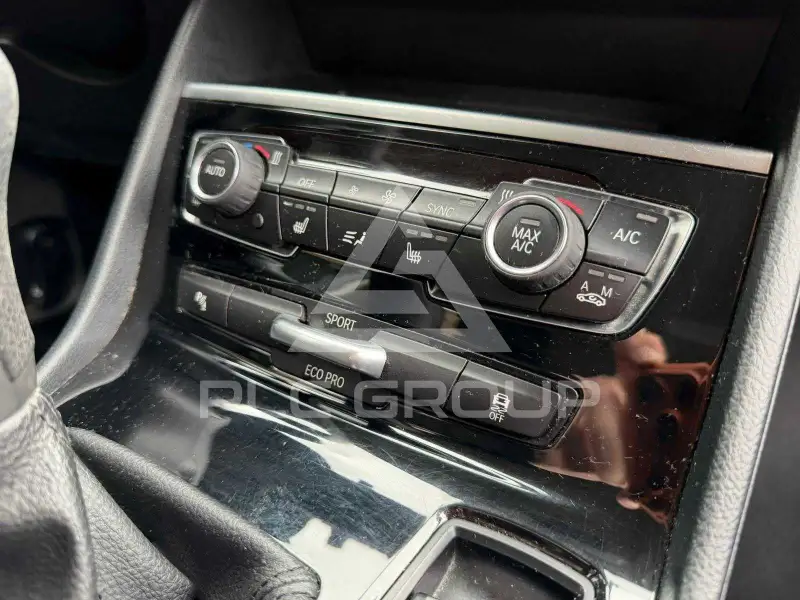 2020 BMW 218