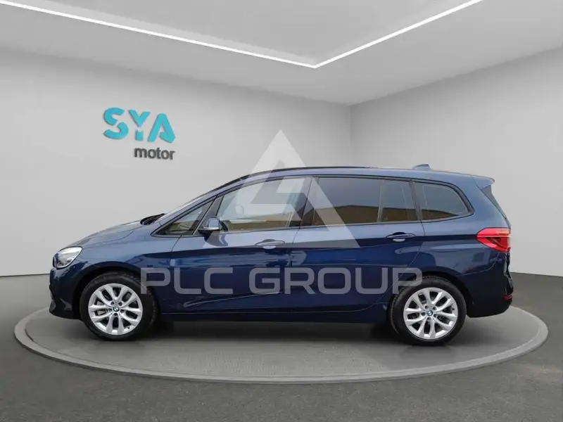 2020 BMW 218