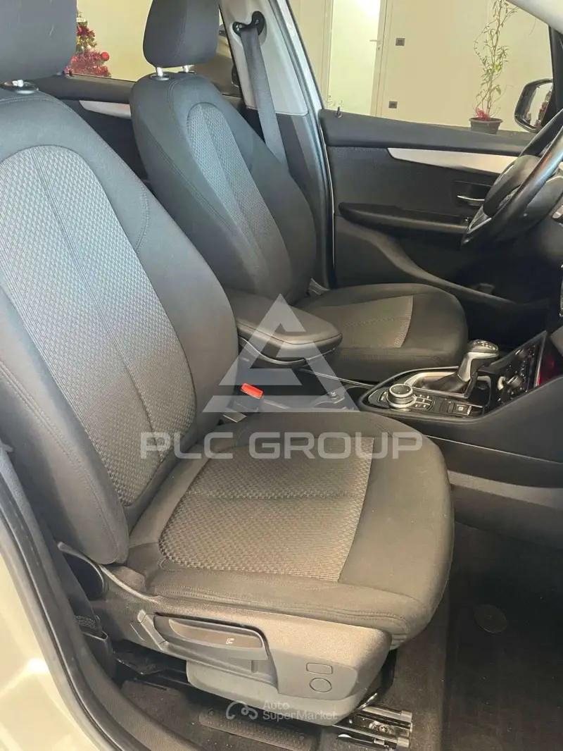 2020 BMW 218