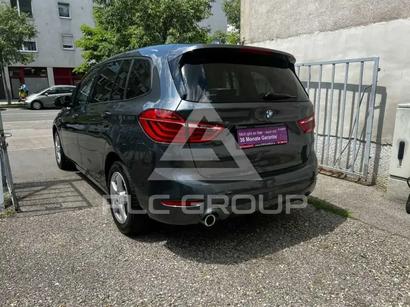 2020 BMW 218
