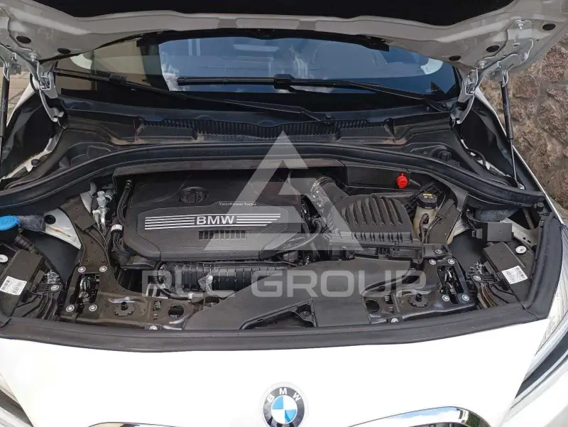 2020 BMW 218