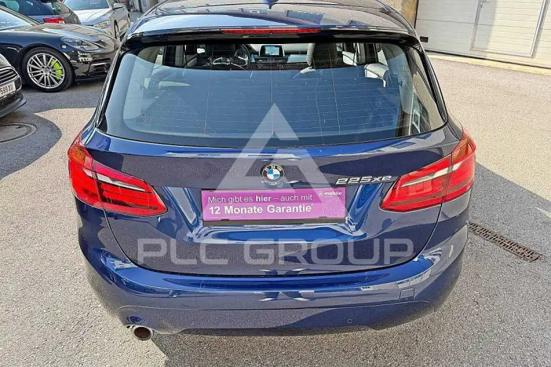2020 BMW 218