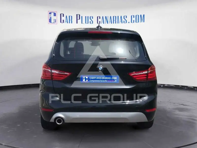 2020 BMW 218