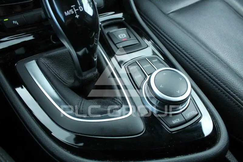 2020 BMW 218