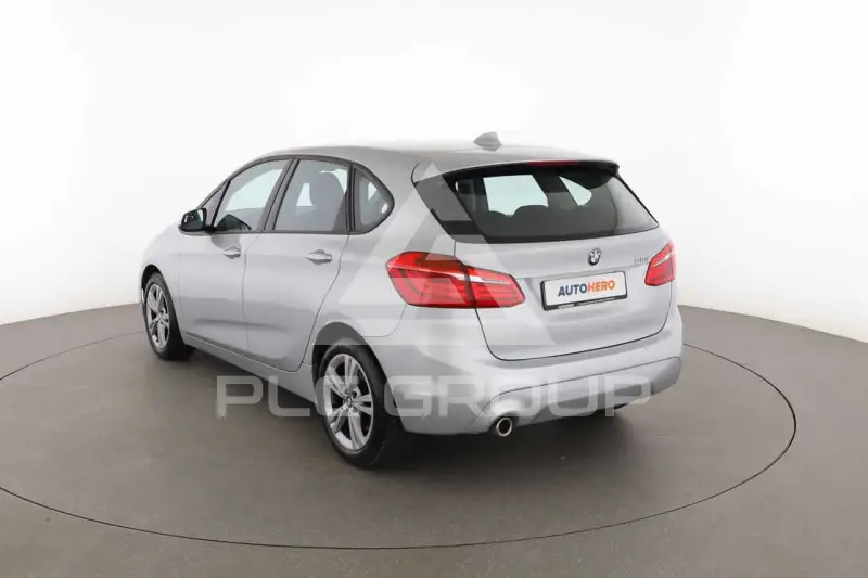 2020 BMW 218