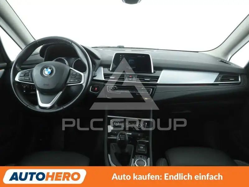 2020 BMW 218
