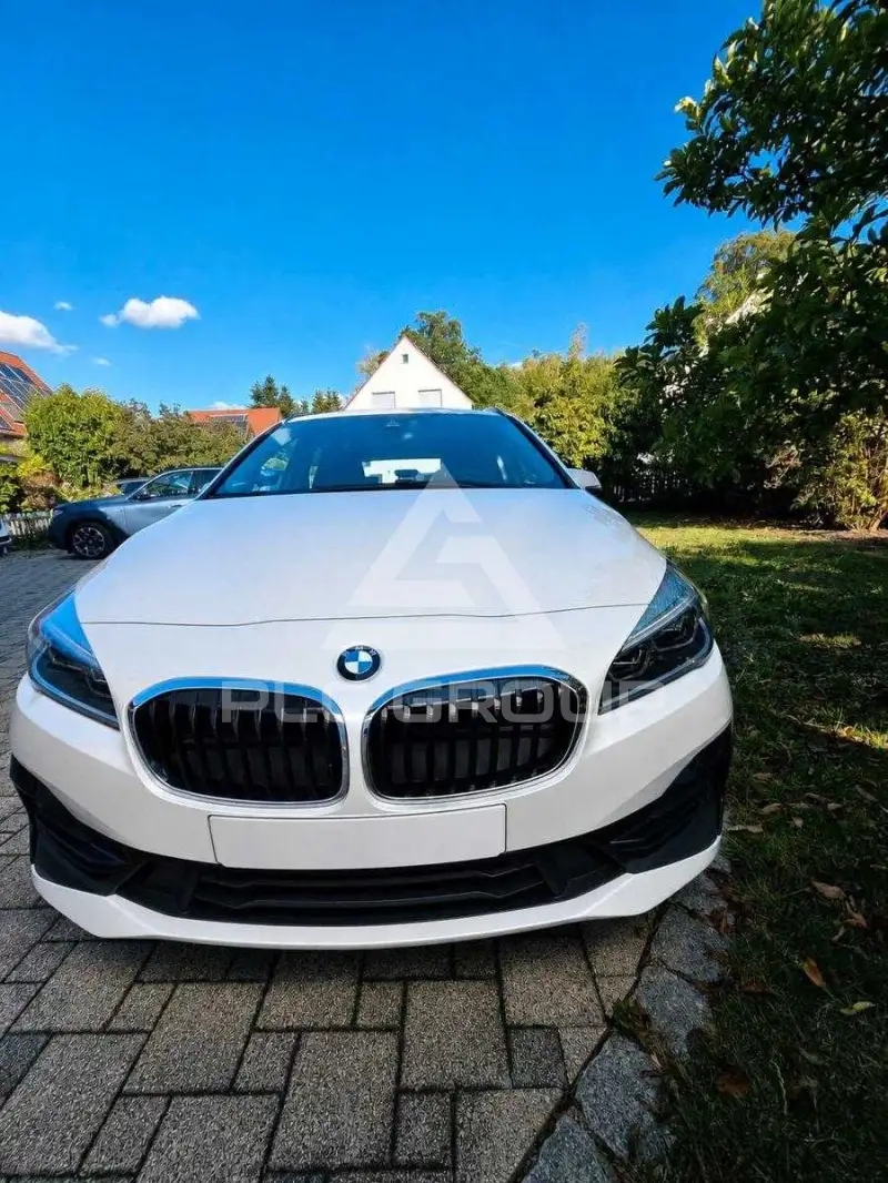 2020 BMW 218