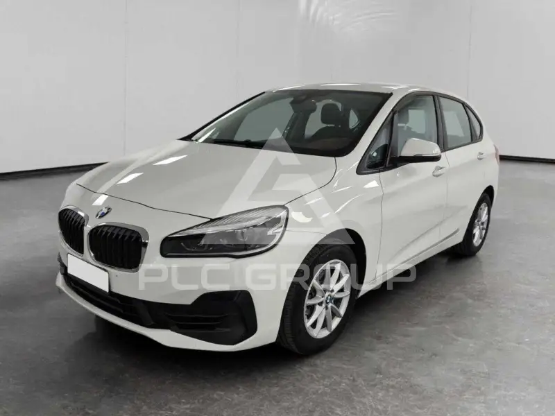 2020 BMW 218