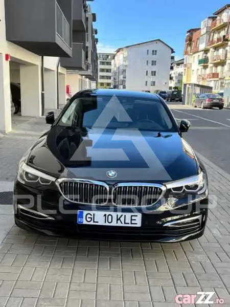 2020 BMW 523