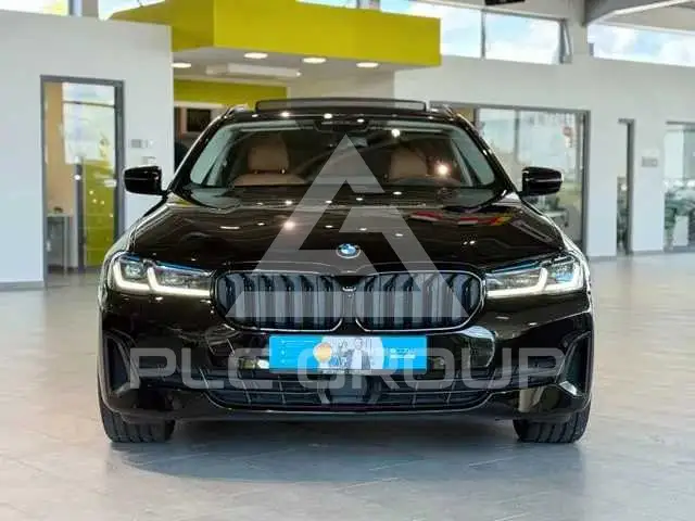 2020 BMW 523