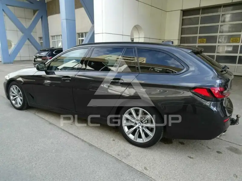 2020 BMW 523