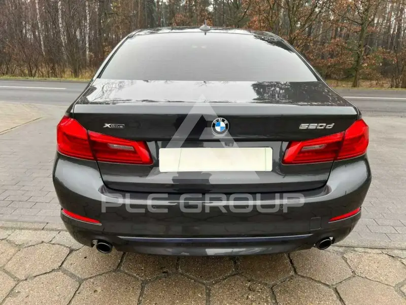 2020 BMW 523