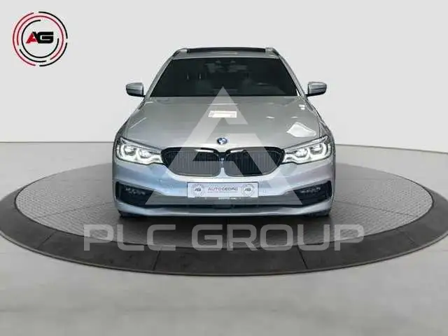 2020 BMW 523