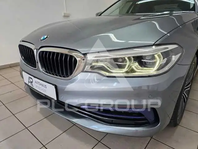 2020 BMW 523