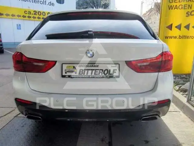 2020 BMW 523