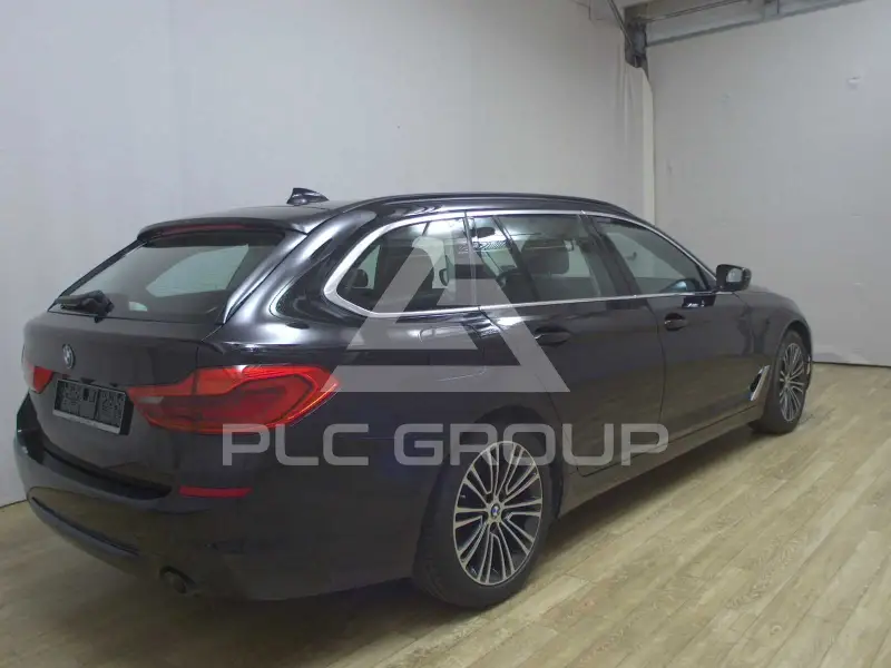 2020 BMW 523