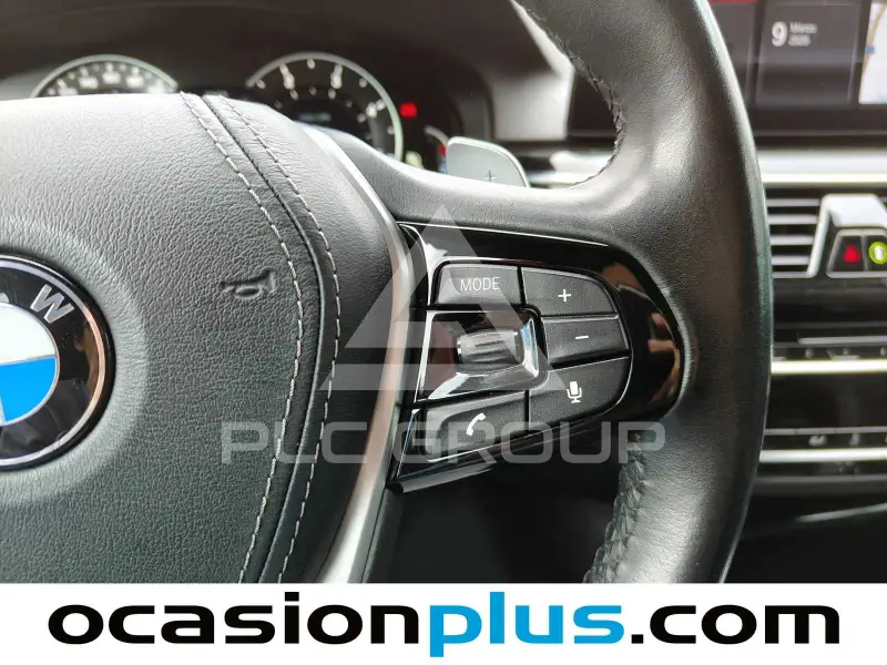 2020 BMW 523