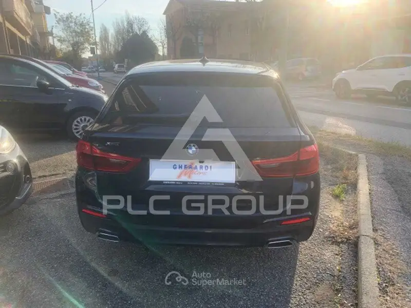 2020 BMW 523