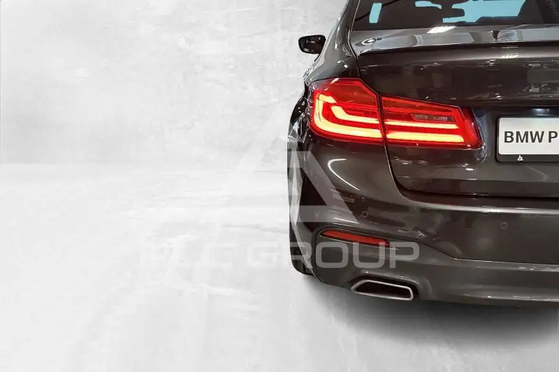 2020 BMW 523
