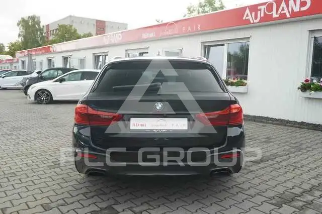 2020 BMW 523