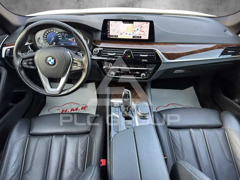 2020 BMW 523