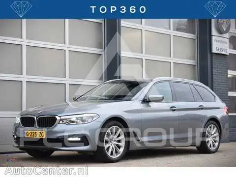 2020 BMW 523