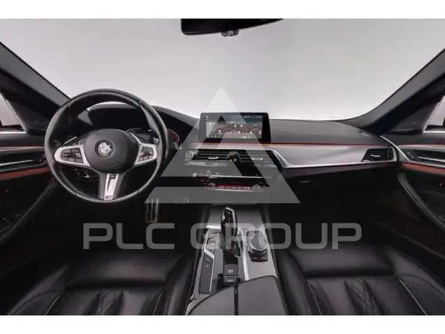 2020 BMW 523