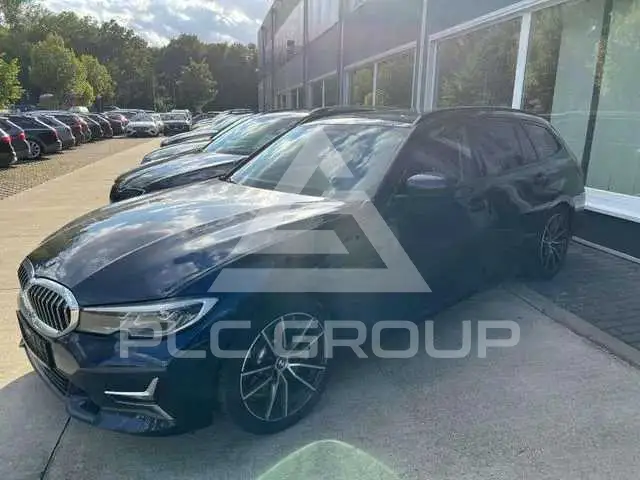 2020 BMW 330