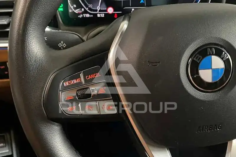 2020 BMW 330