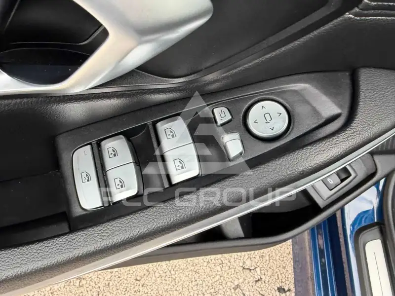 2020 BMW 330