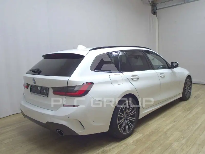 2020 BMW 330