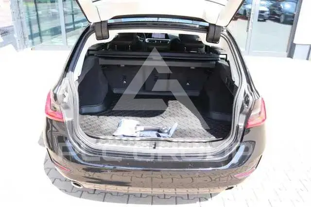 2020 BMW 330