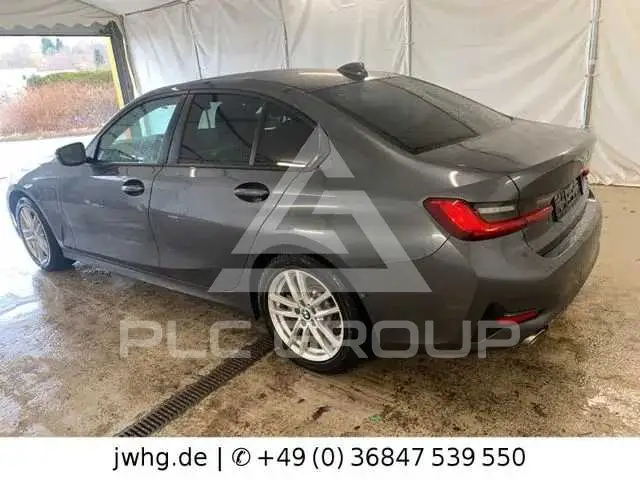 2020 BMW 330