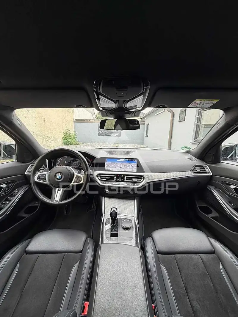 2020 BMW 330