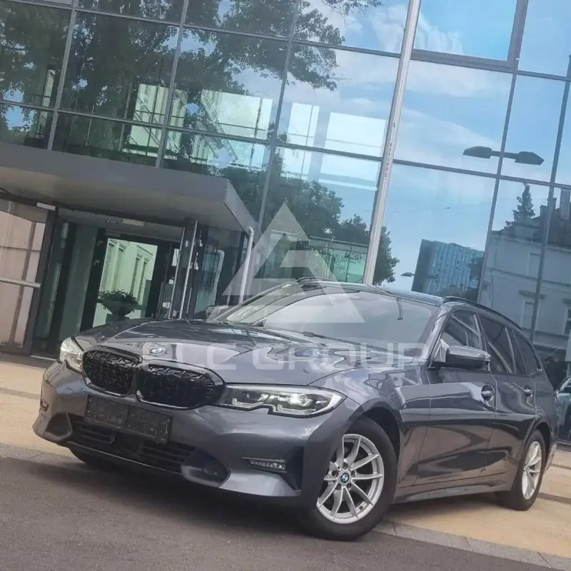 2020 BMW 330