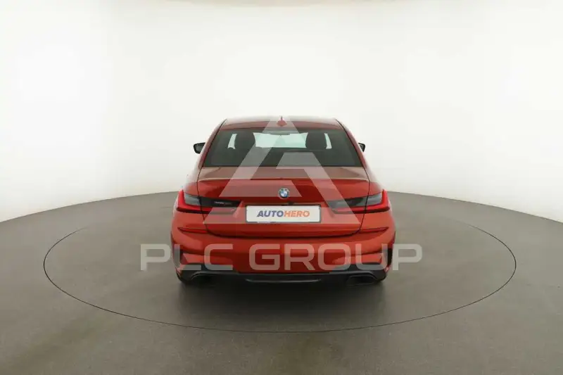2020 BMW 330