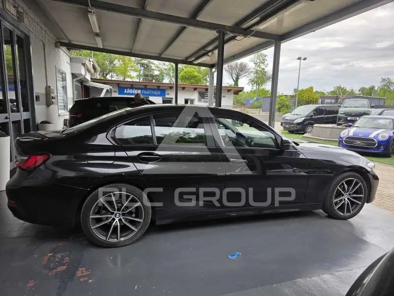2020 BMW 330