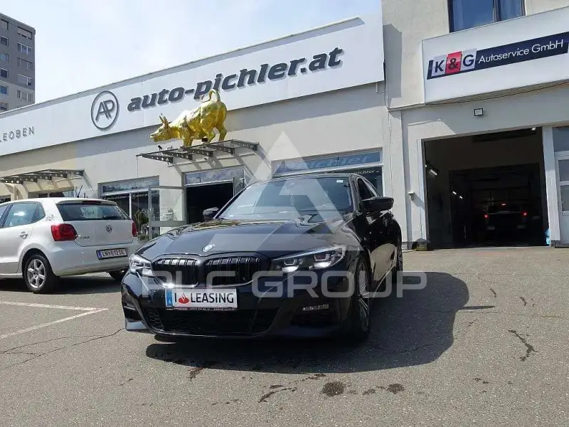 2020 BMW 330
