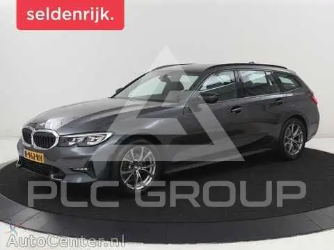 2020 BMW 330