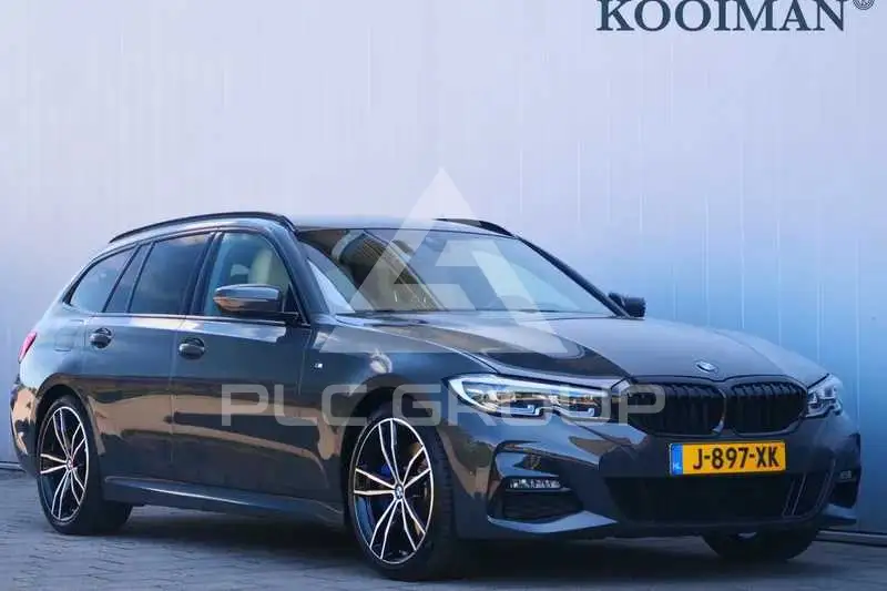 2020 BMW 330