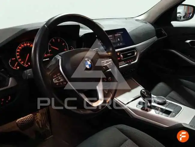2020 BMW 330