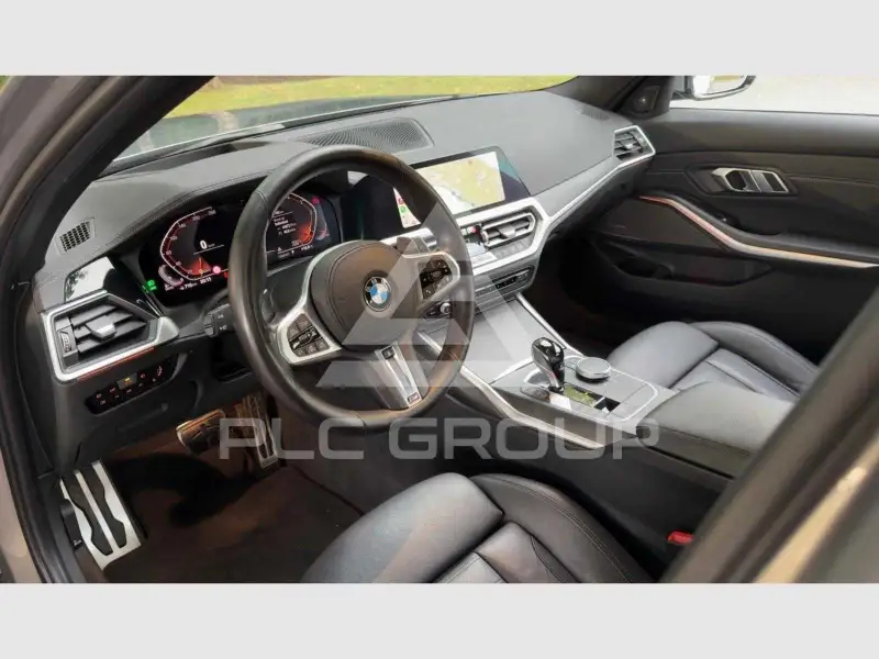2020 BMW 330