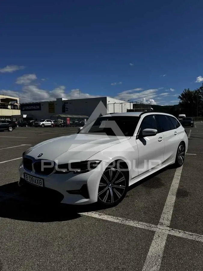 2020 BMW 330