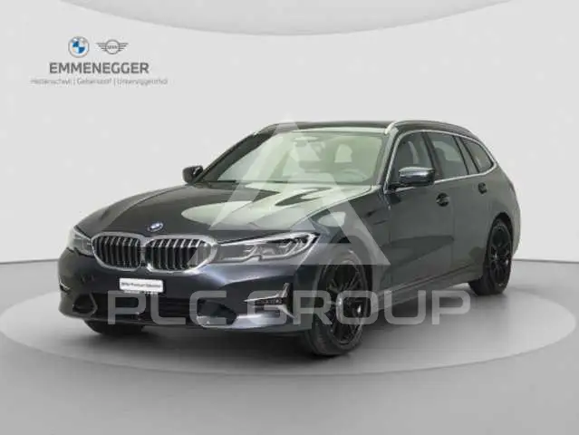 2020 BMW 330