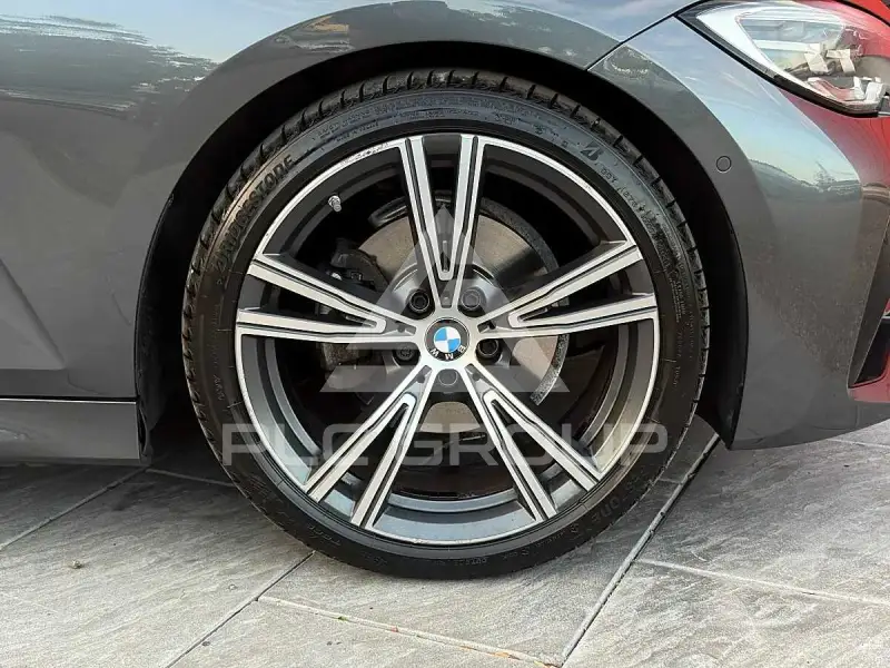 2020 BMW 330