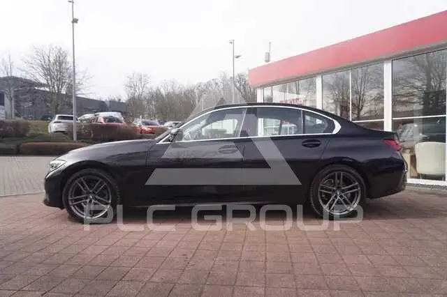 2020 BMW 330